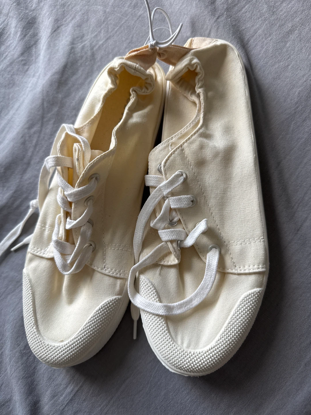 Joe Fresh White Sneakers - Size 8