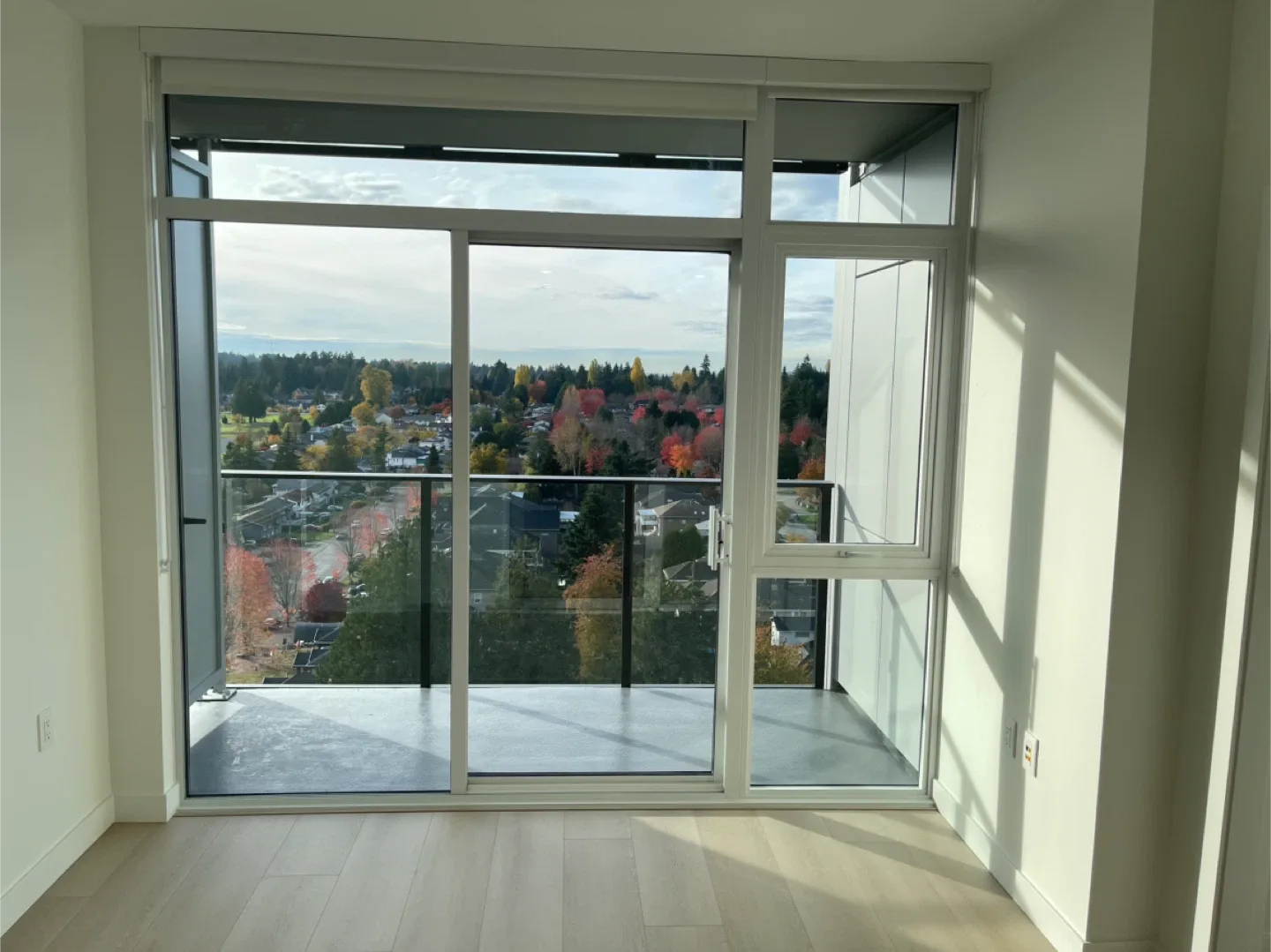 For Rent - 1 bed, 1 bath condo across king george skytrain image indicator(2)