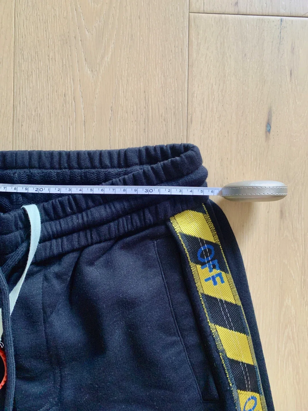 New Men’s Black Track Pants Size M image indicator(5)