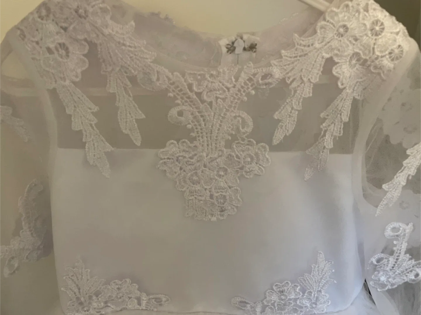 White Dress with Lace Details image indicator(2)