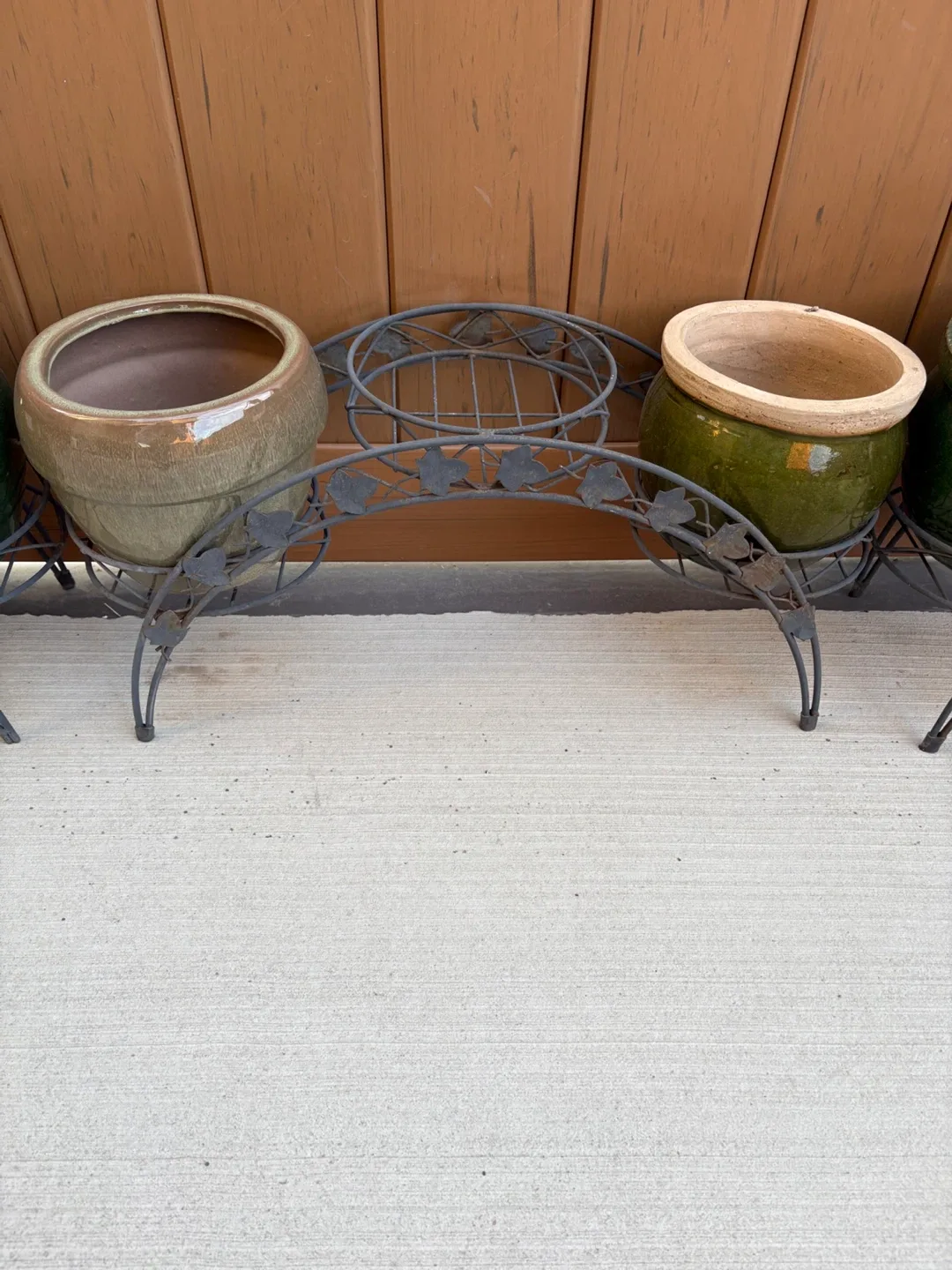 Plant pot holders with pots image indicator(4)