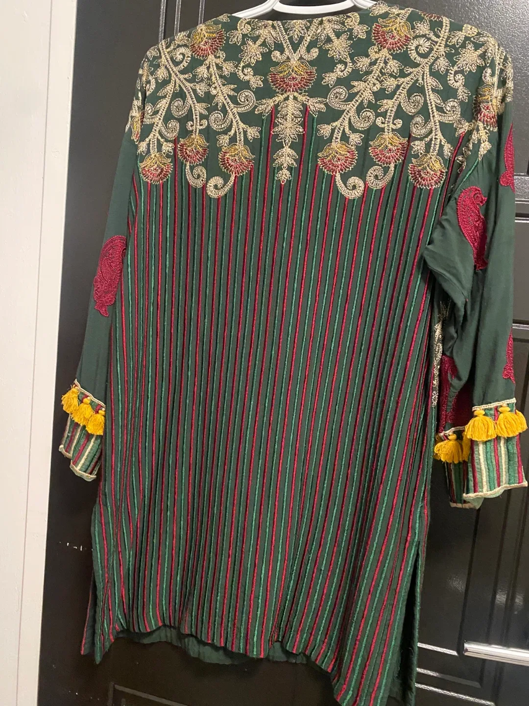 KhaadiKhaas Green Embroidered Kurti - Size 8 image indicator(2)