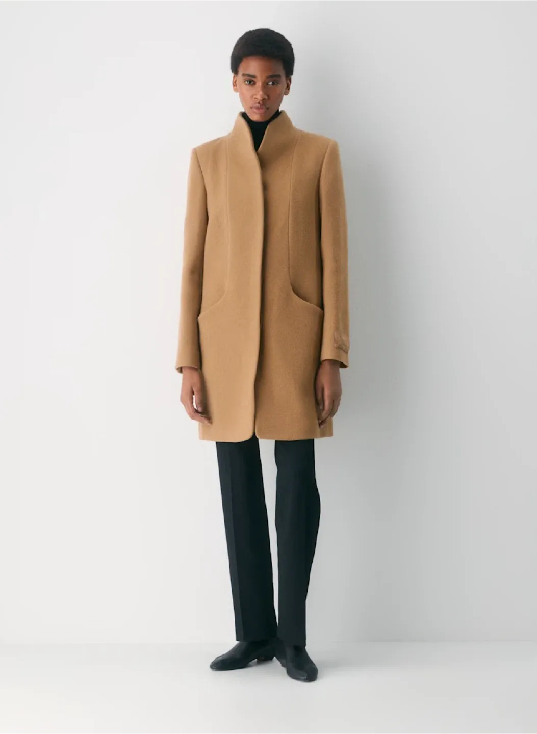 Aritzia Cocoon Wool Cashmere Jacket image indicator(3)