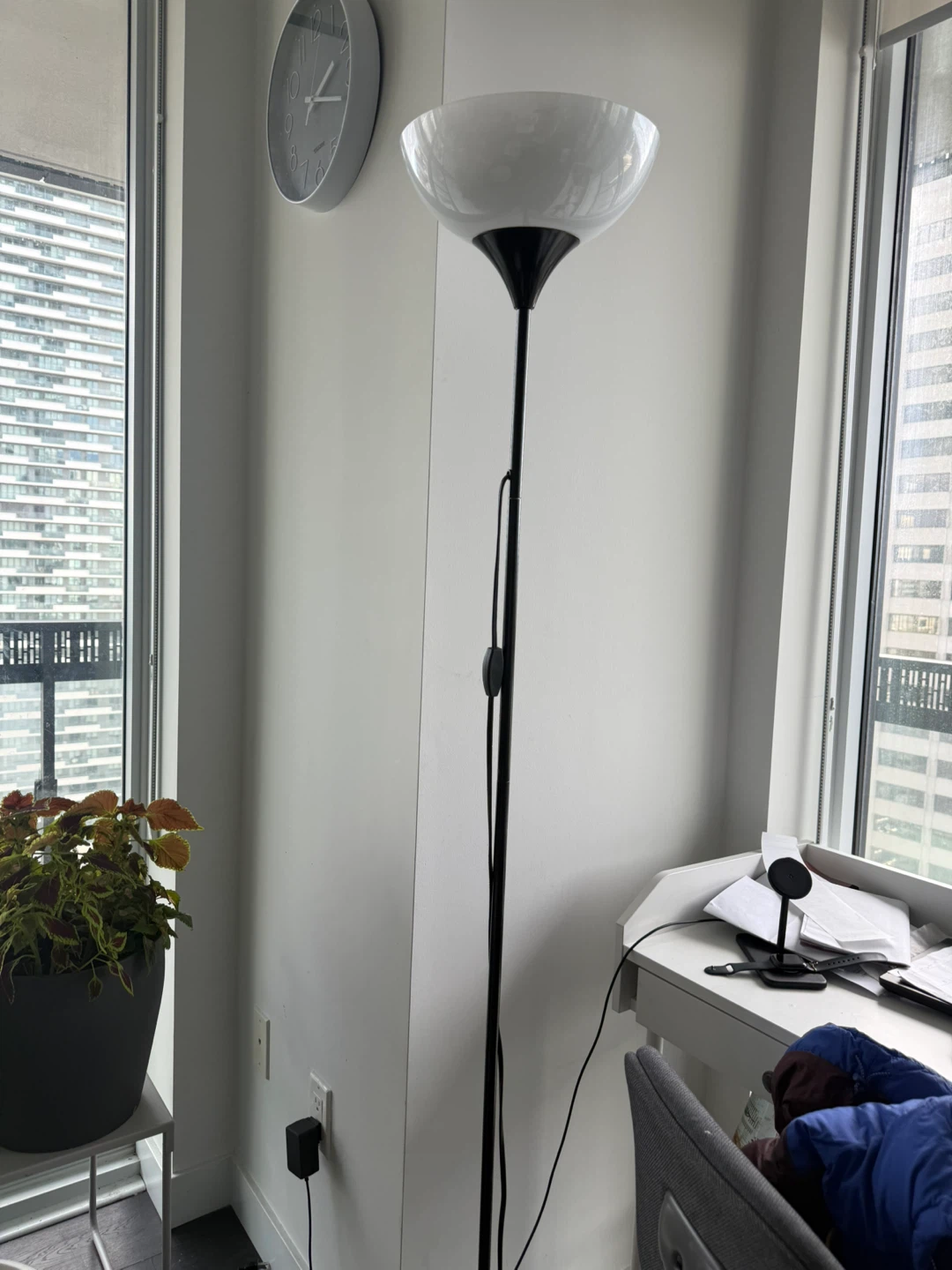 Black Floor Lamp