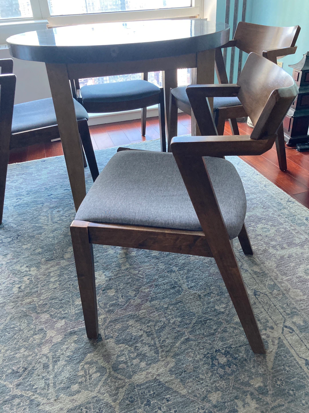 Round Dining Table with 4 Chairs - photo 2