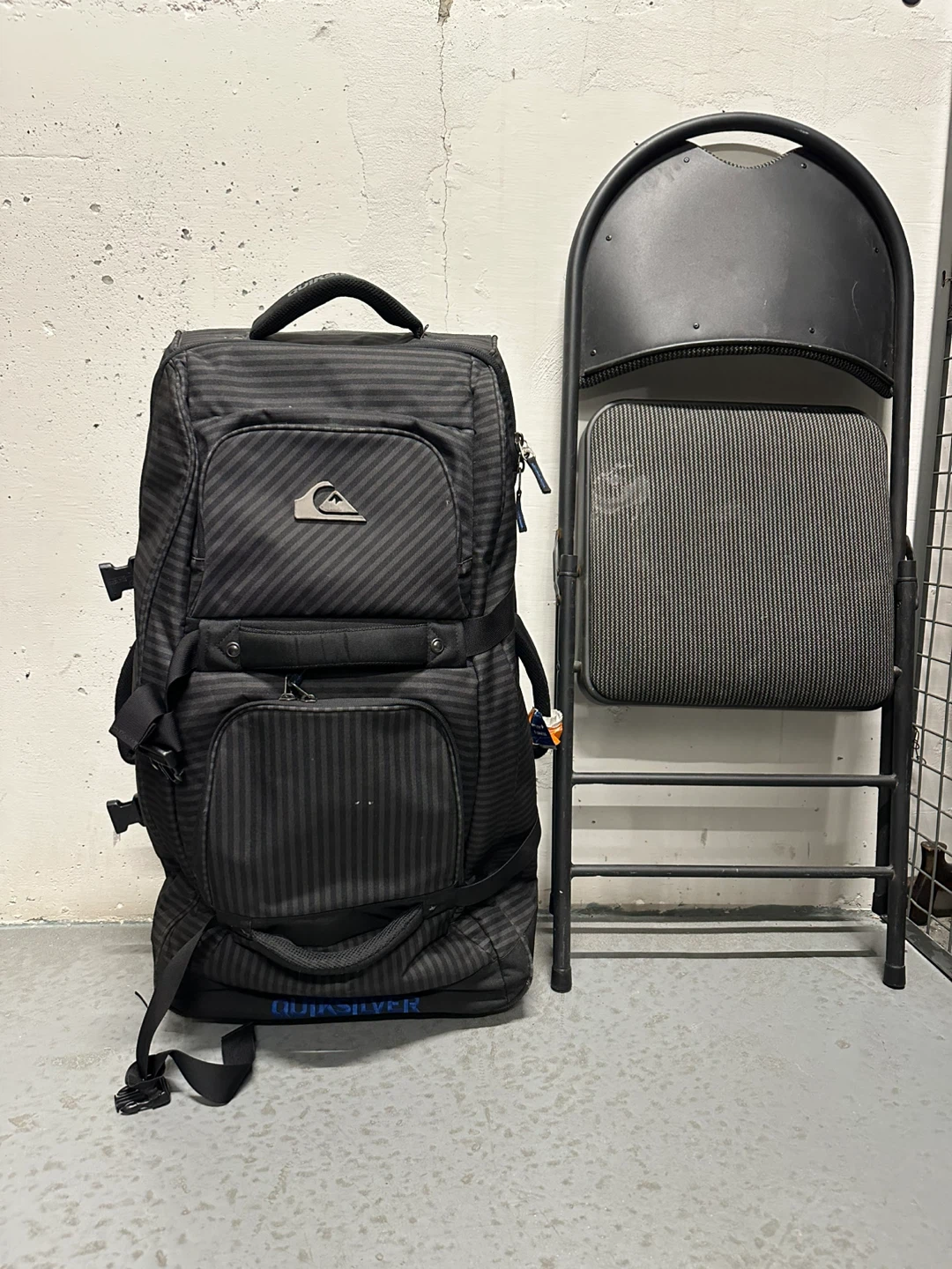 Rolling Luggage Bag