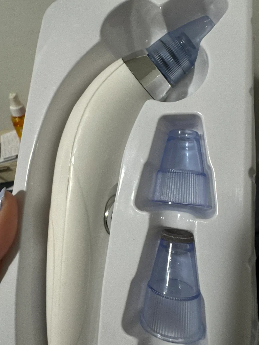 DermaSuction Pore Cleaning Device image indicator(3)