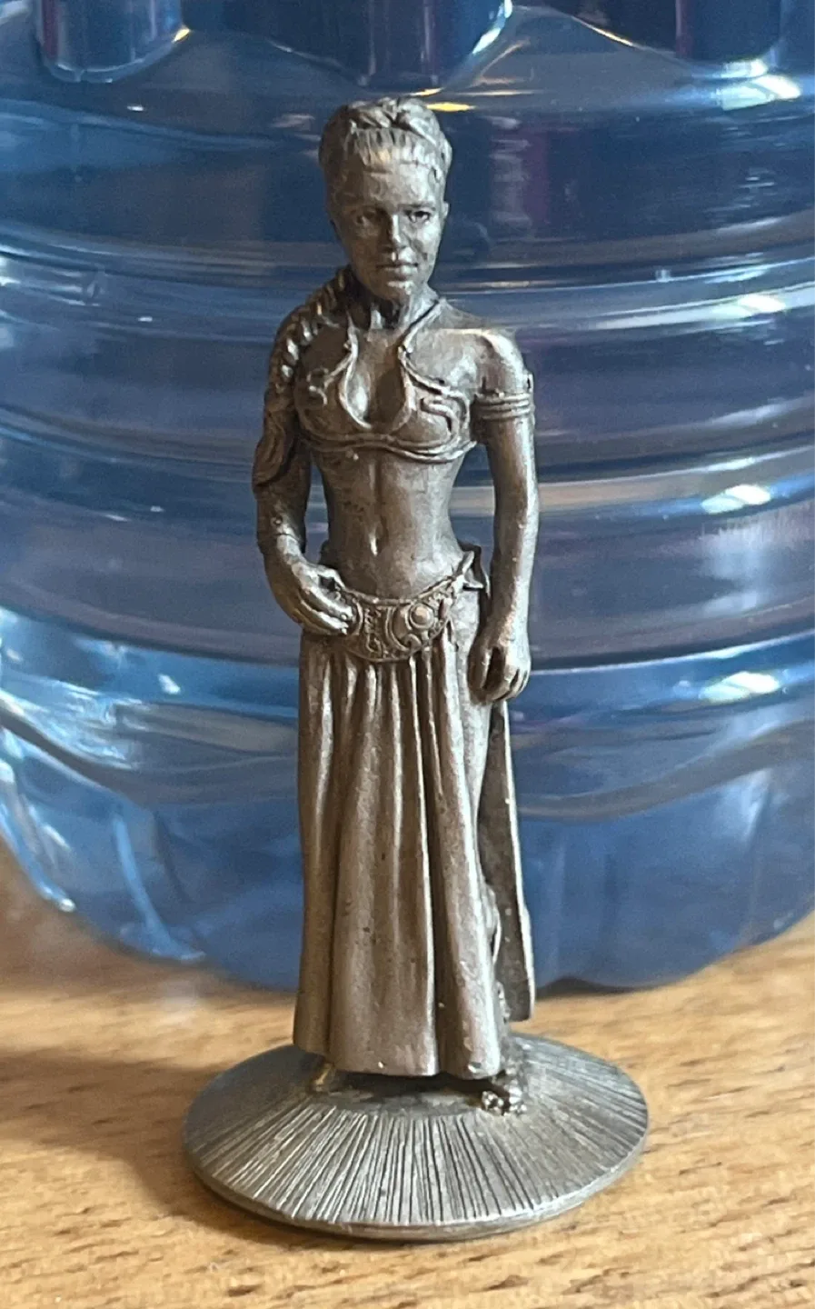 Star Wars Princess Leia Figurine 1997 image indicator(3)