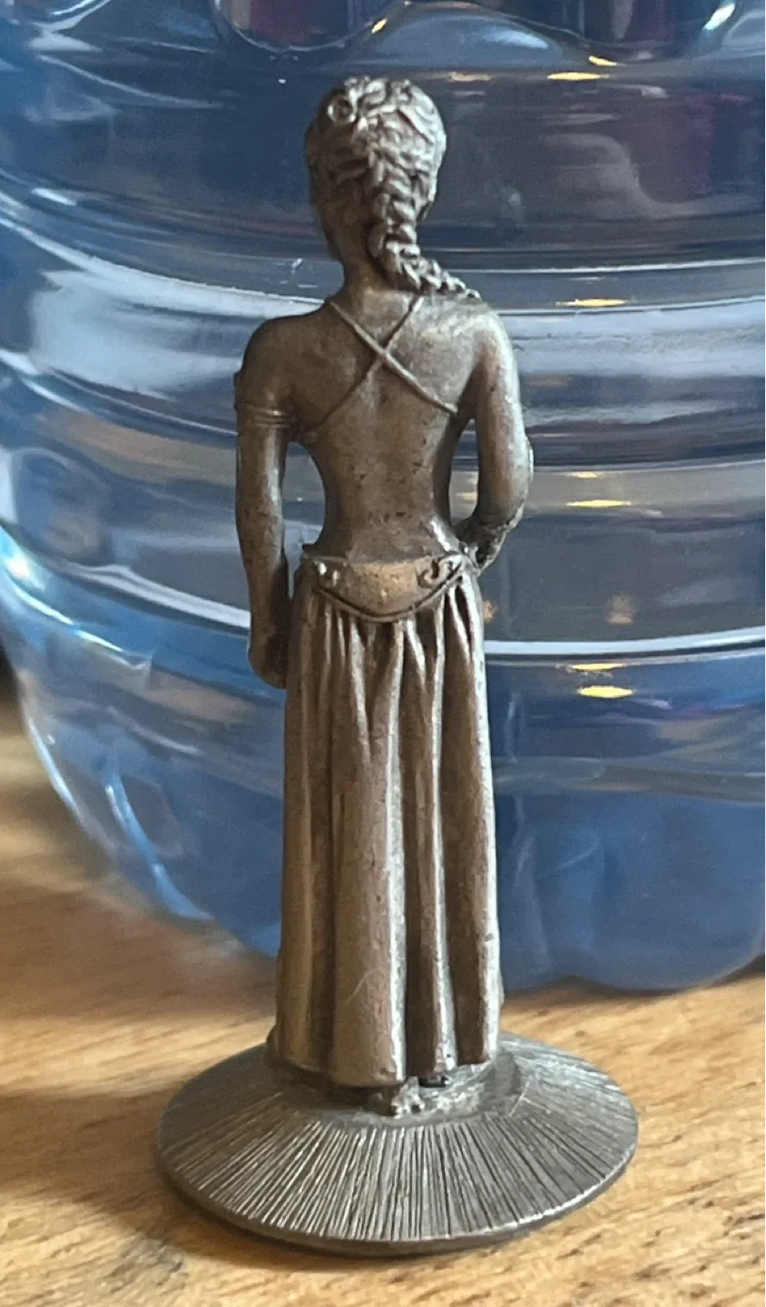 Star Wars Princess Leia Figurine 1997 image indicator(4)