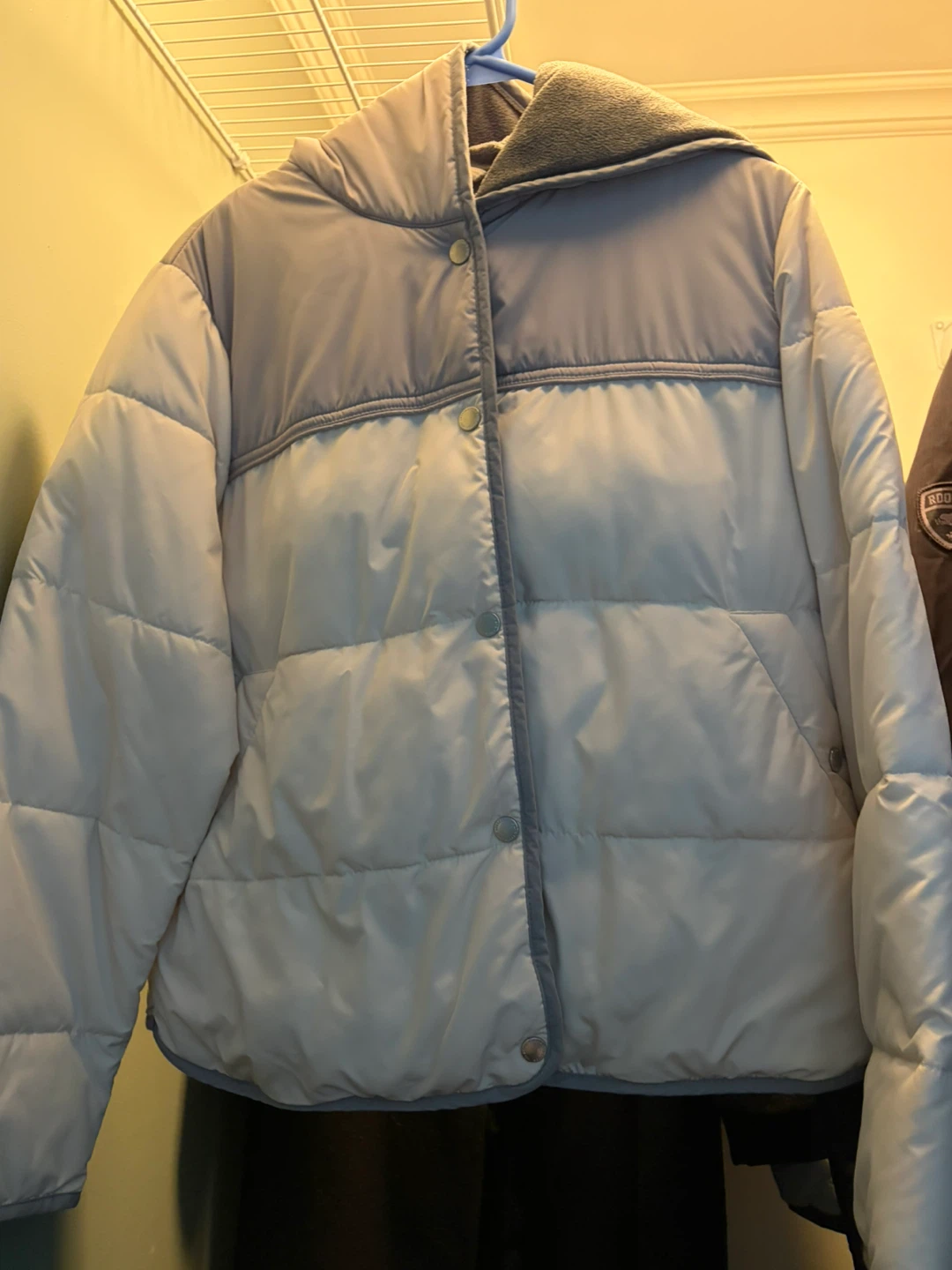 Abercrombie & Fitch Puffer Jacket - Size L
