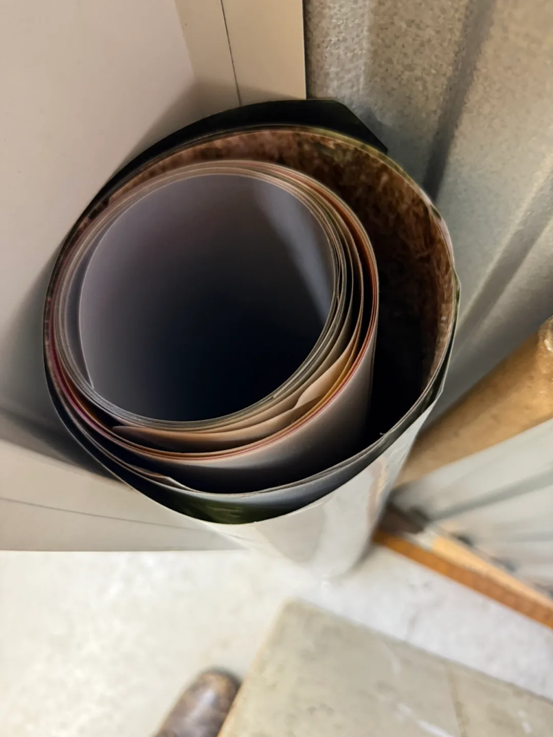 A.P.C. Poster - 4 image indicator(7)