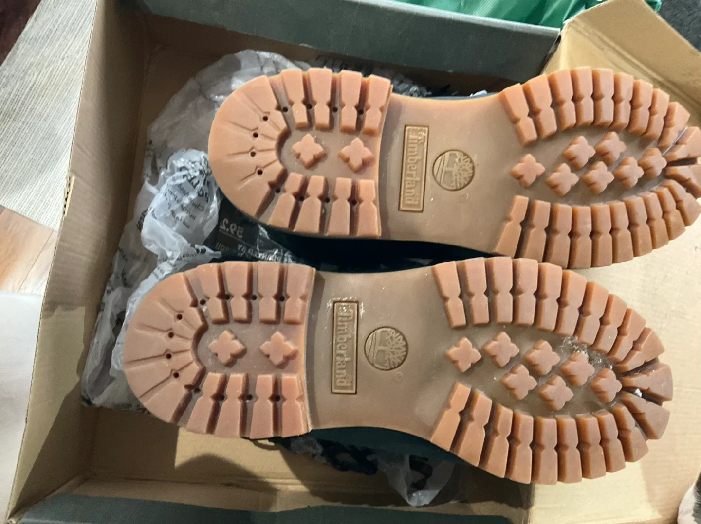 Timberland Premium Waterproof Boots - Size 8.5 image indicator(4)