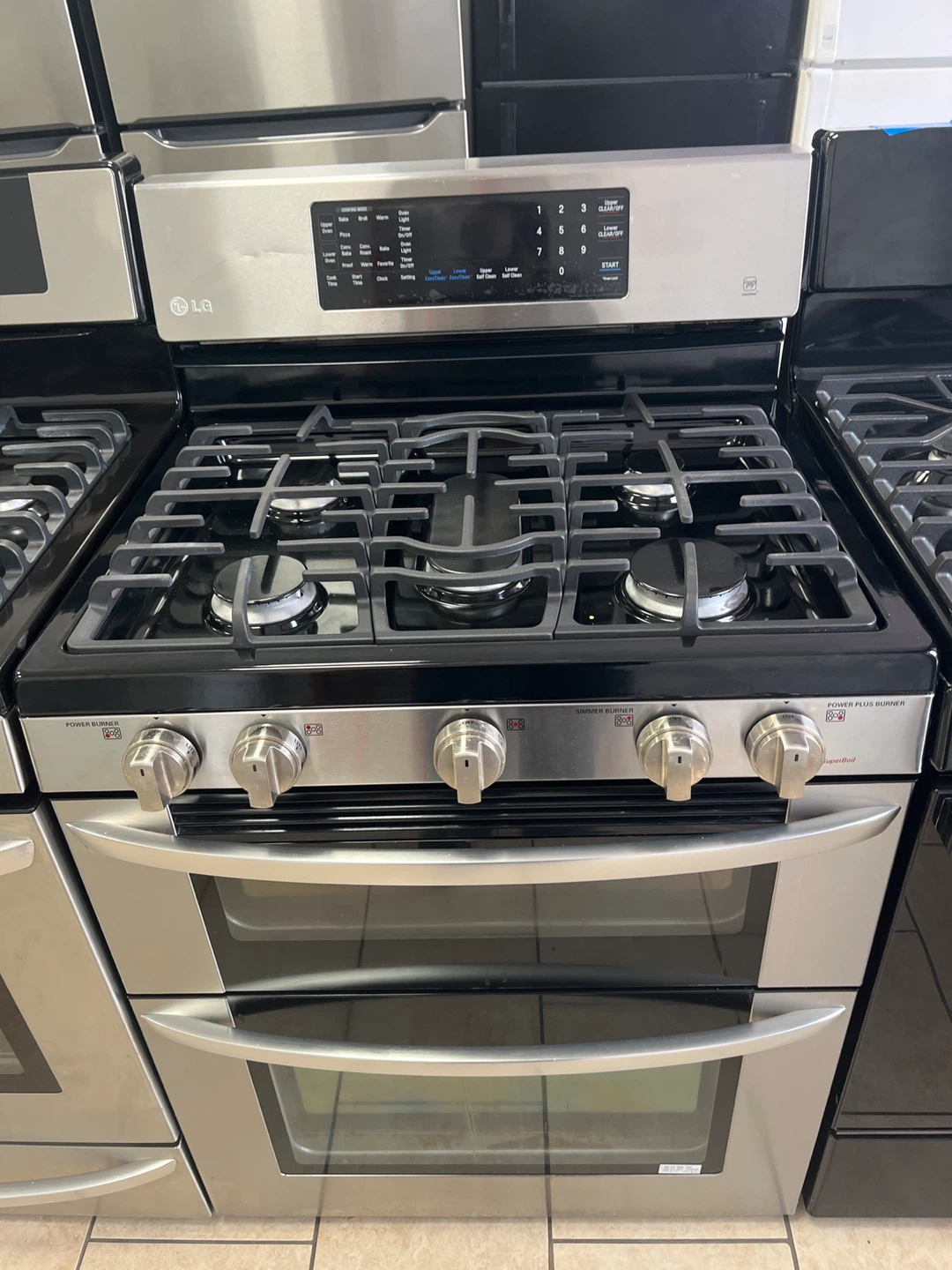 LG Stainless Steel Gas Range - photo 4