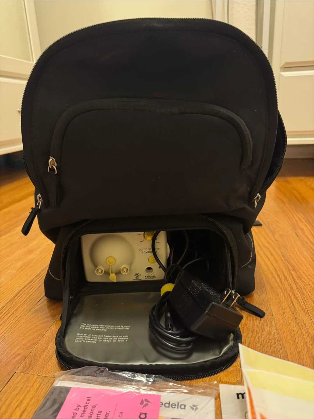 Medela Pump In Style Breast Pump w/ Backpack and cooler bag