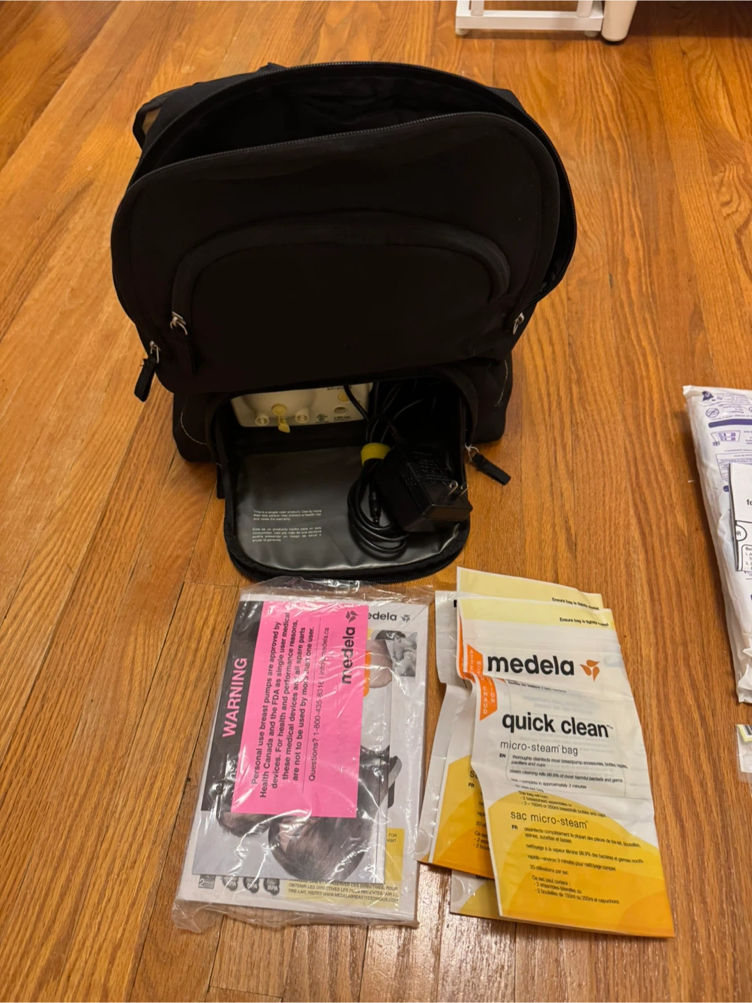 Medela Pump In Style Breast Pump w/ Backpack and cooler bag - photo 2