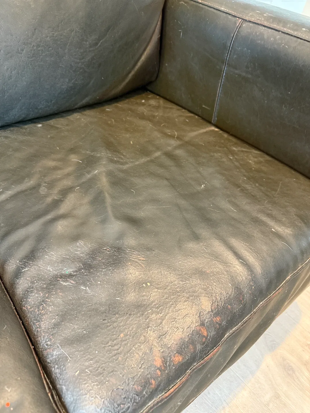 Leather Sofa and Loveseat Set - Fair Condition image indicator(3)