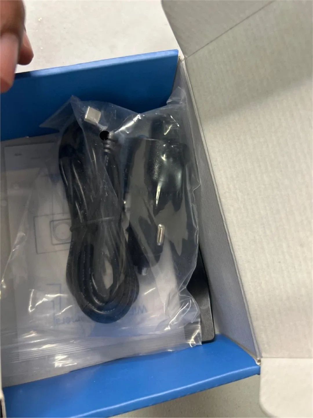 VeeCar V100 2.5K Dash Camera - New in Box! image indicator(7)