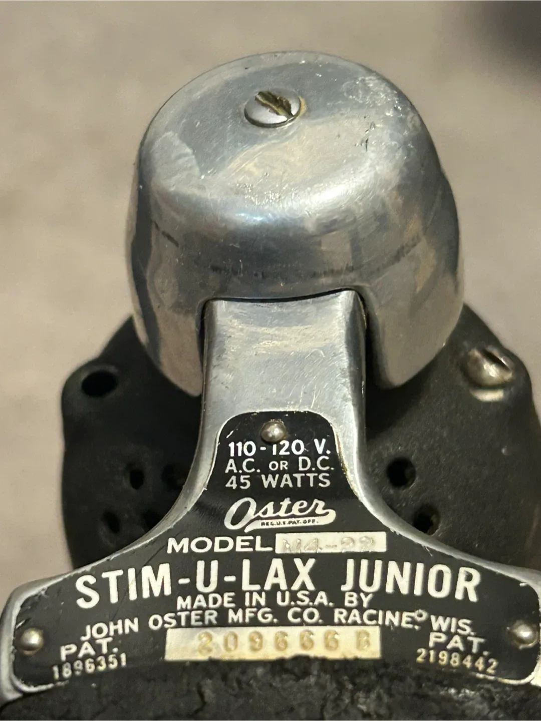 Oster Stim-U-Lax Junior massager (Model M4)
