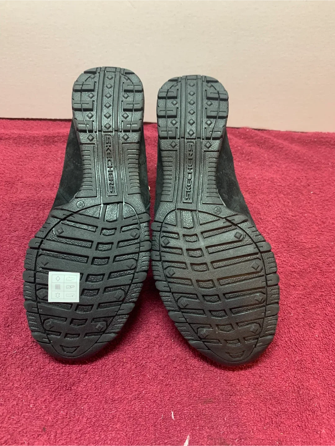 WOMAN’S SKETCHER BOOTS image indicator(5)