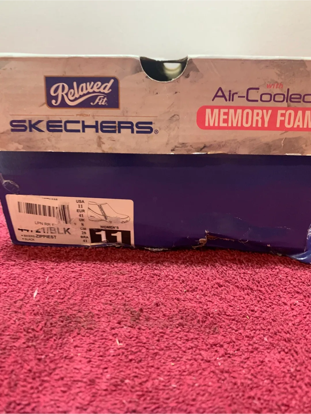 WOMAN’S SKETCHER BOOTS image indicator(8)