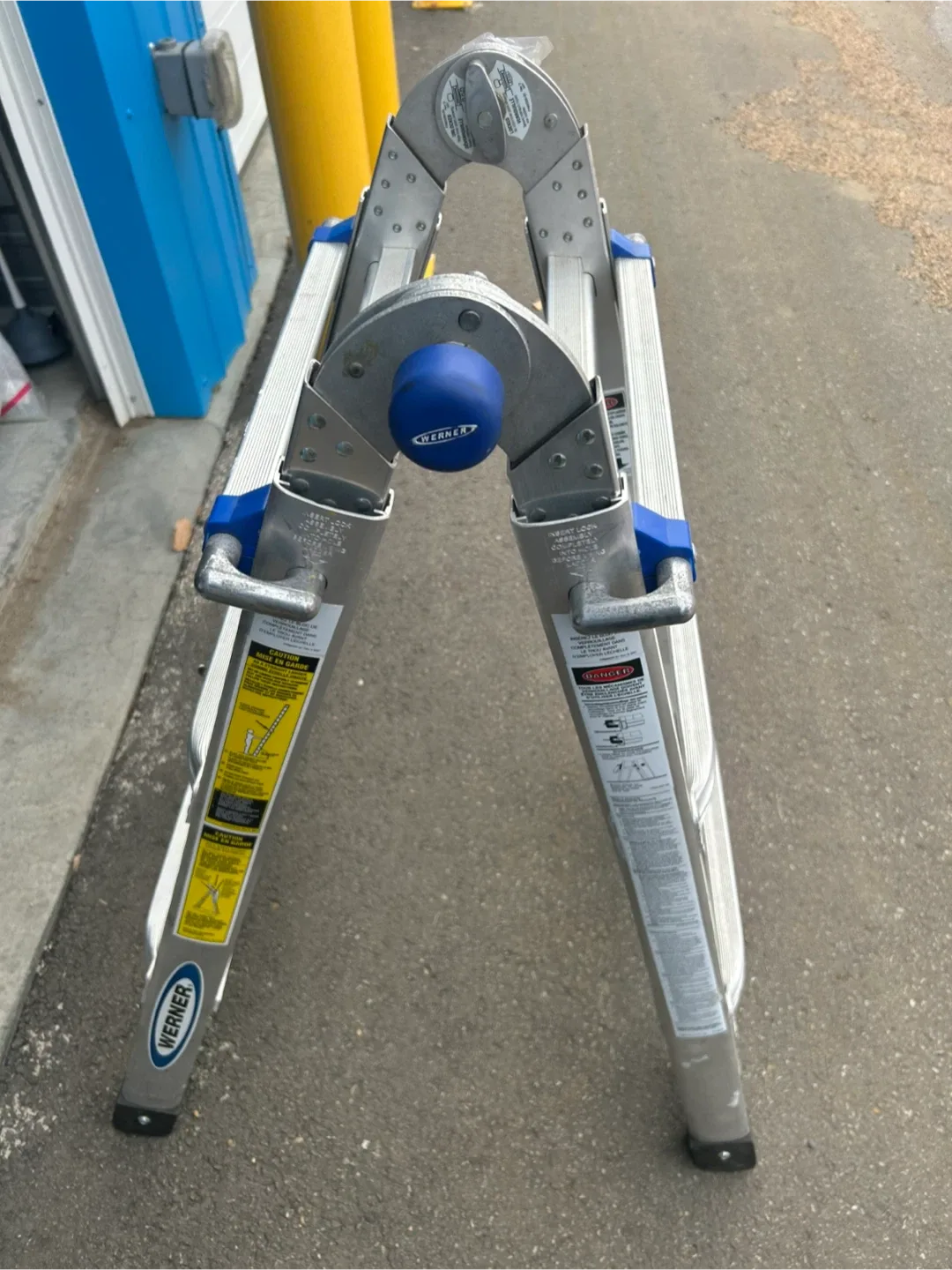 Werner 13' Type IA 14ft Reach Height Multi-Position Ladder image indicator(2)