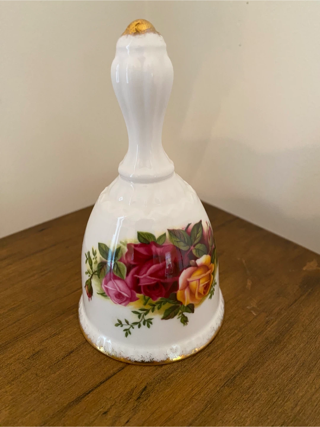 Royal Albert (Old Country Roses) Bell