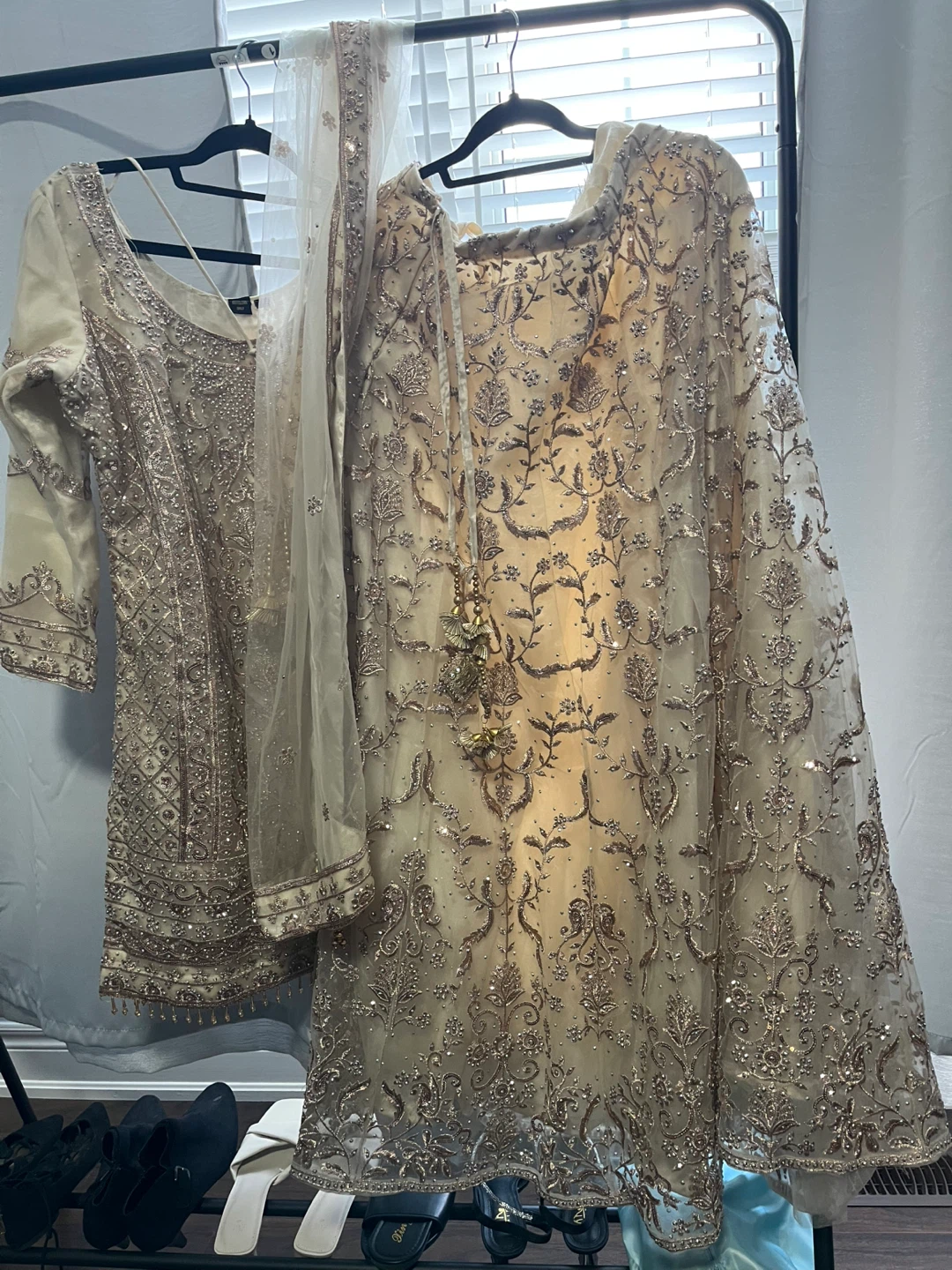Light gold lehnga with long kurti with long net - photo 3