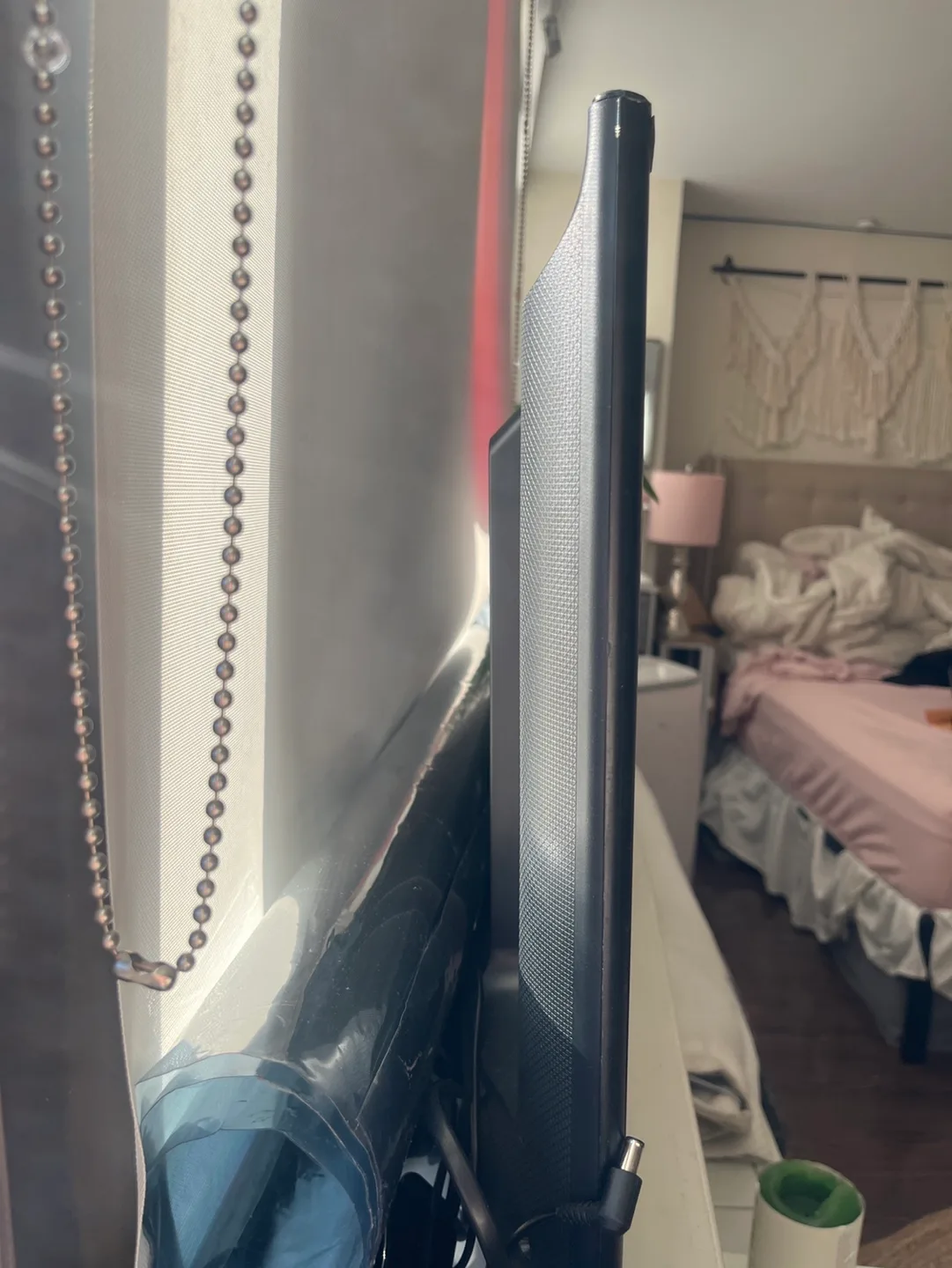 Samsung Smart TV model UN32J5003AF with Power Cable image indicator(3)