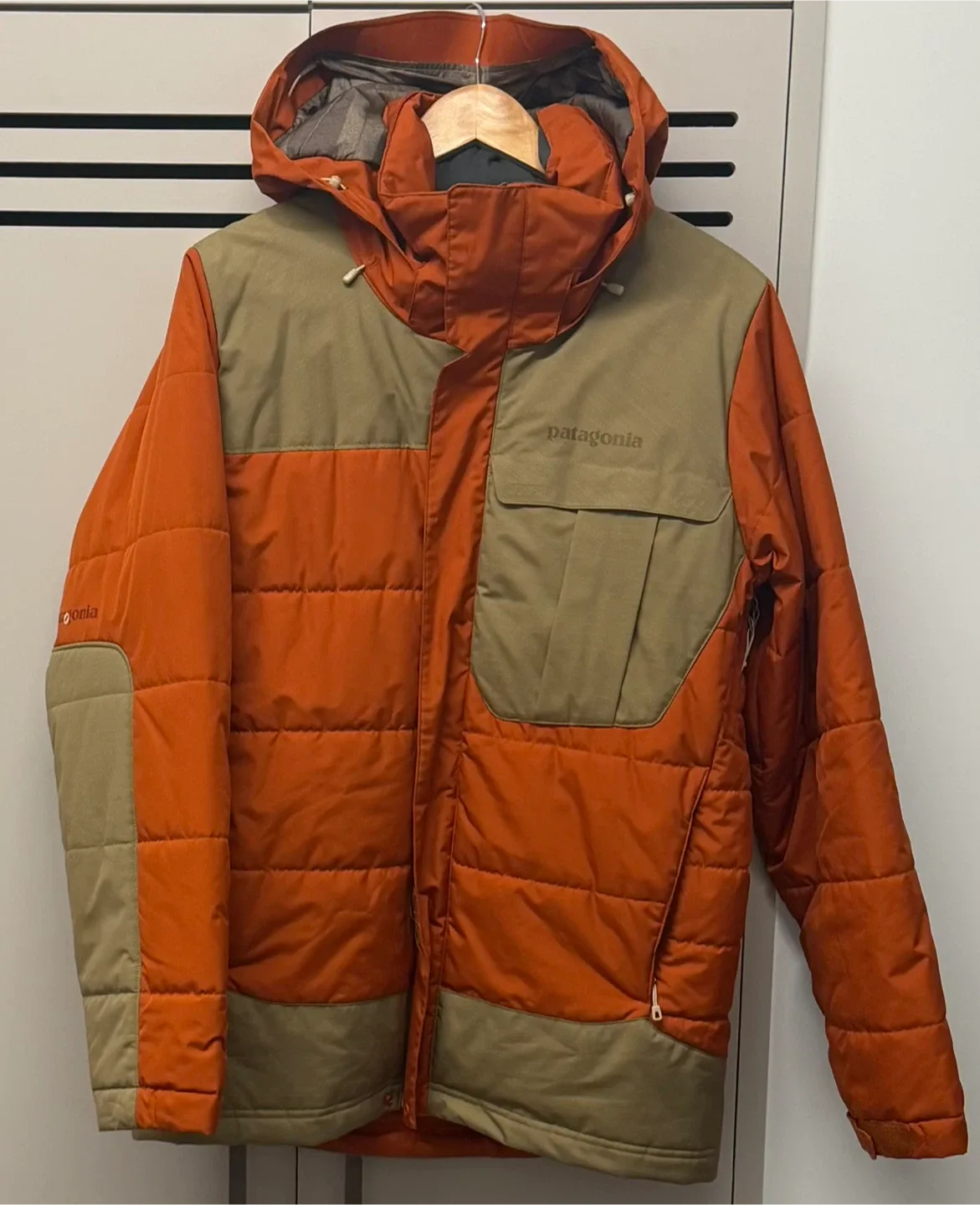 Patagonia Orange & Tan Puffer Jacket thumbnail