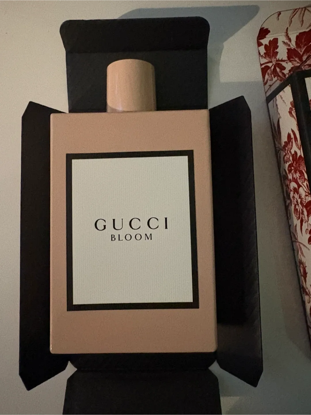 Gucci Bloom Eau de Parfum 150ml image indicator(2)