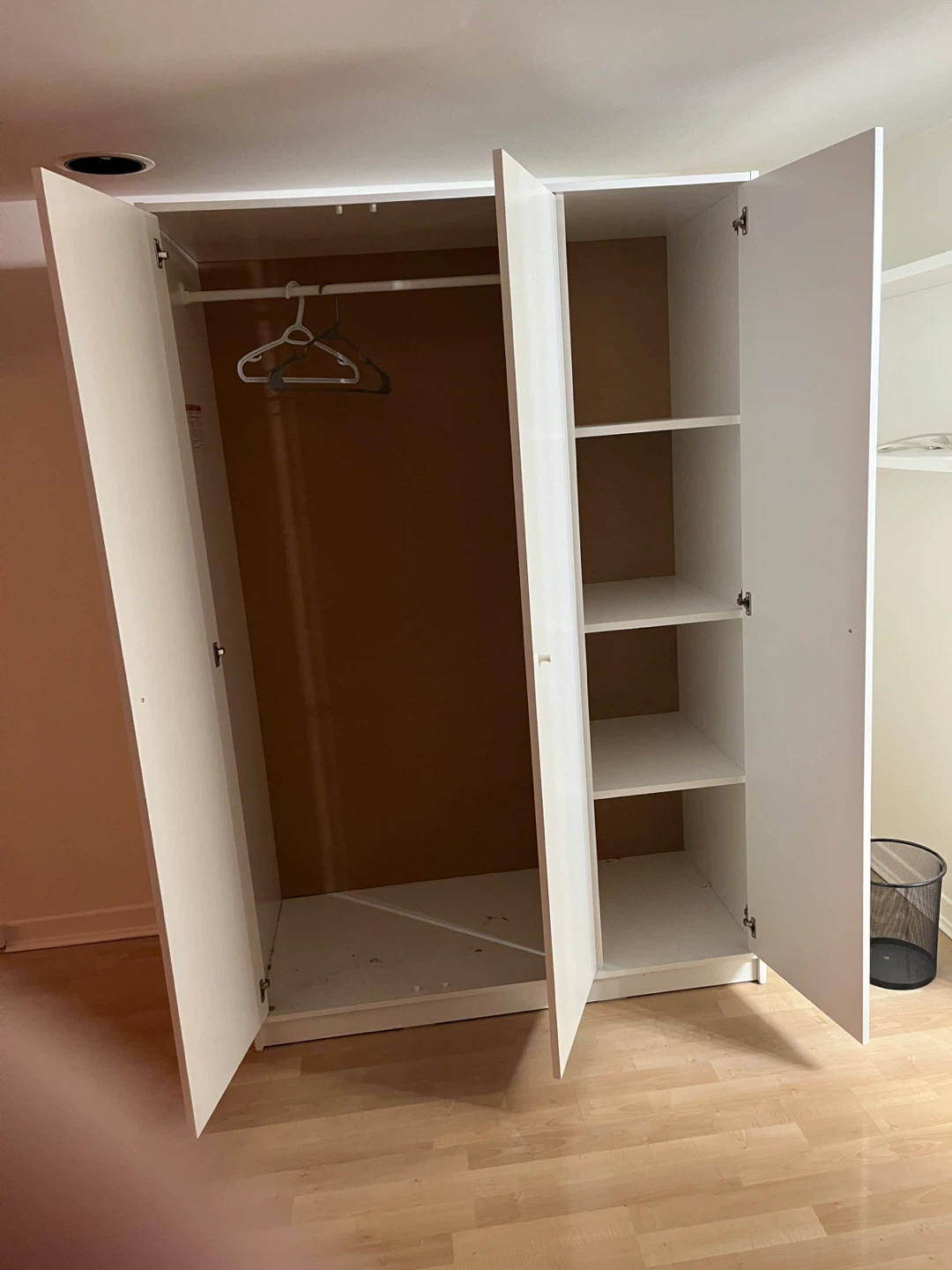 White Wardrobe IKEA - photo 2