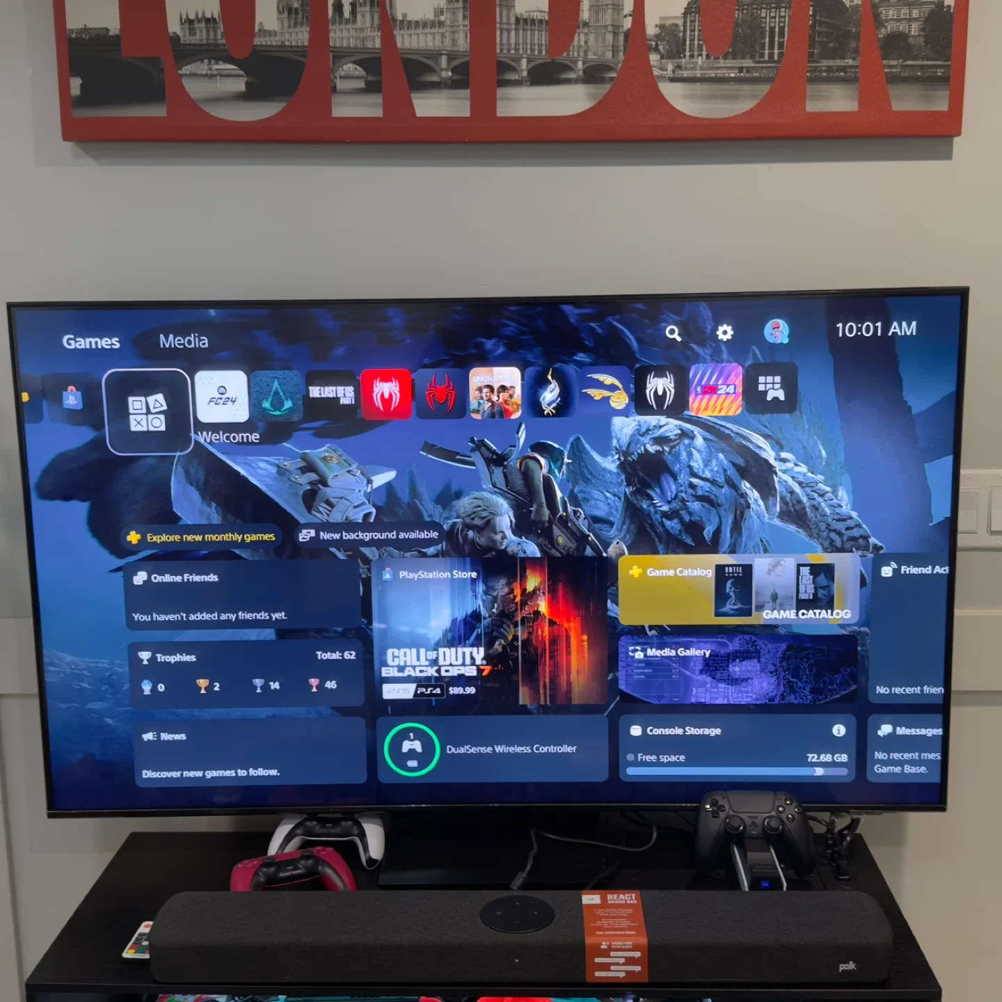 Samsung 55" 4K UHD HDR QLED Tizen Smart TV image indicator(2)