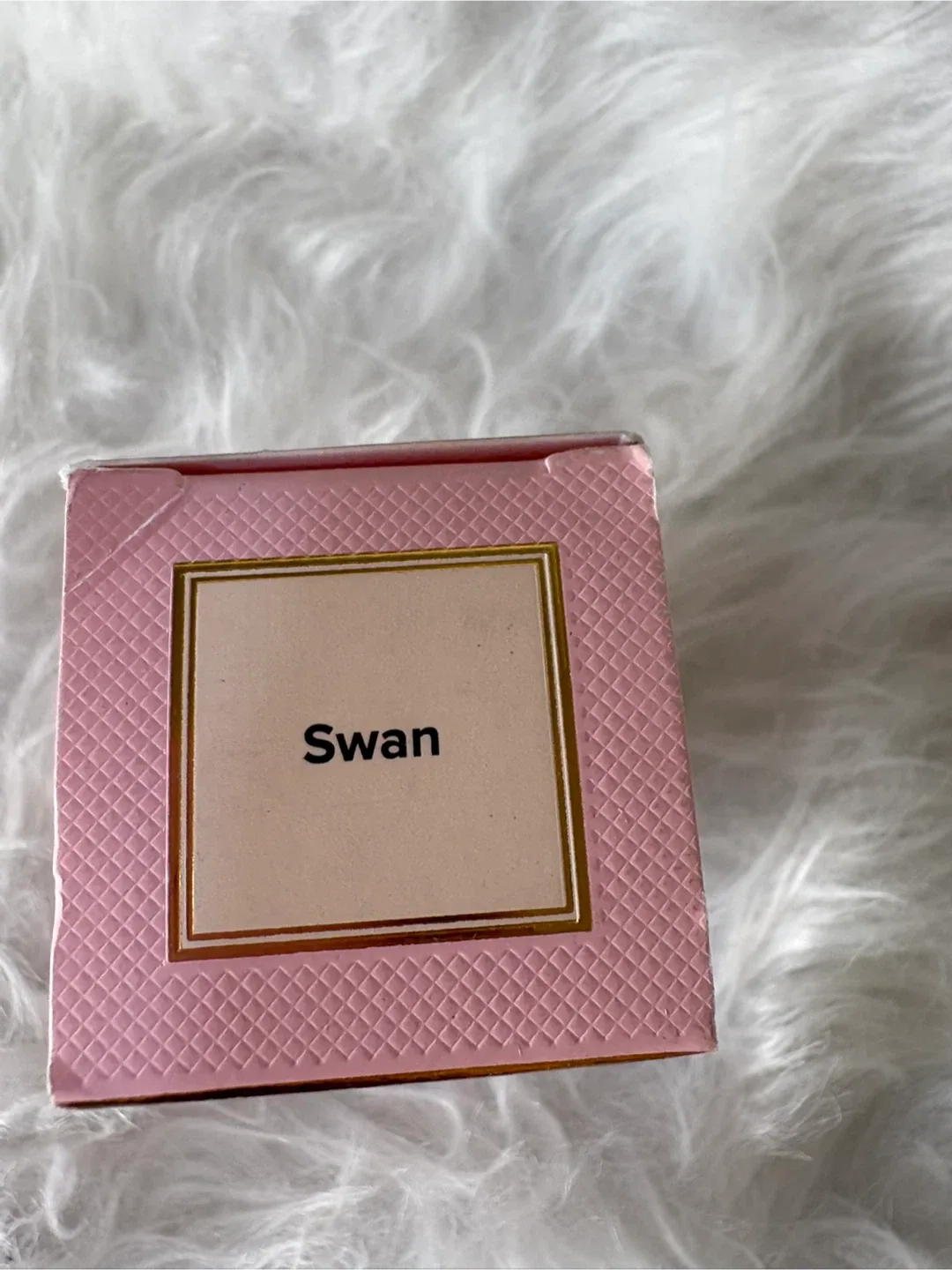 Too Faced Born This Way Foundation - Swan image indicator(2)