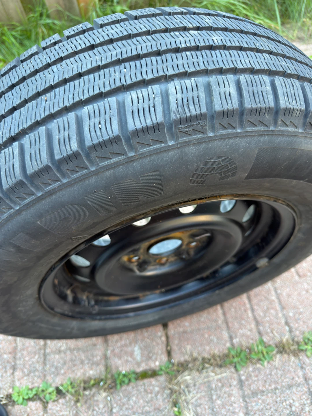 Set of 4 Arctic Claw Winter Tires 205/70R15 - photo 2