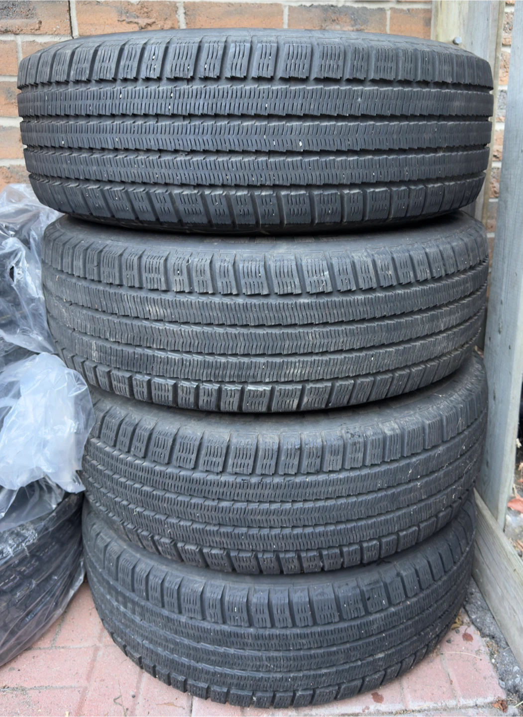 Set of 4 Arctic Claw Winter Tires 205/70R15 - photo 5