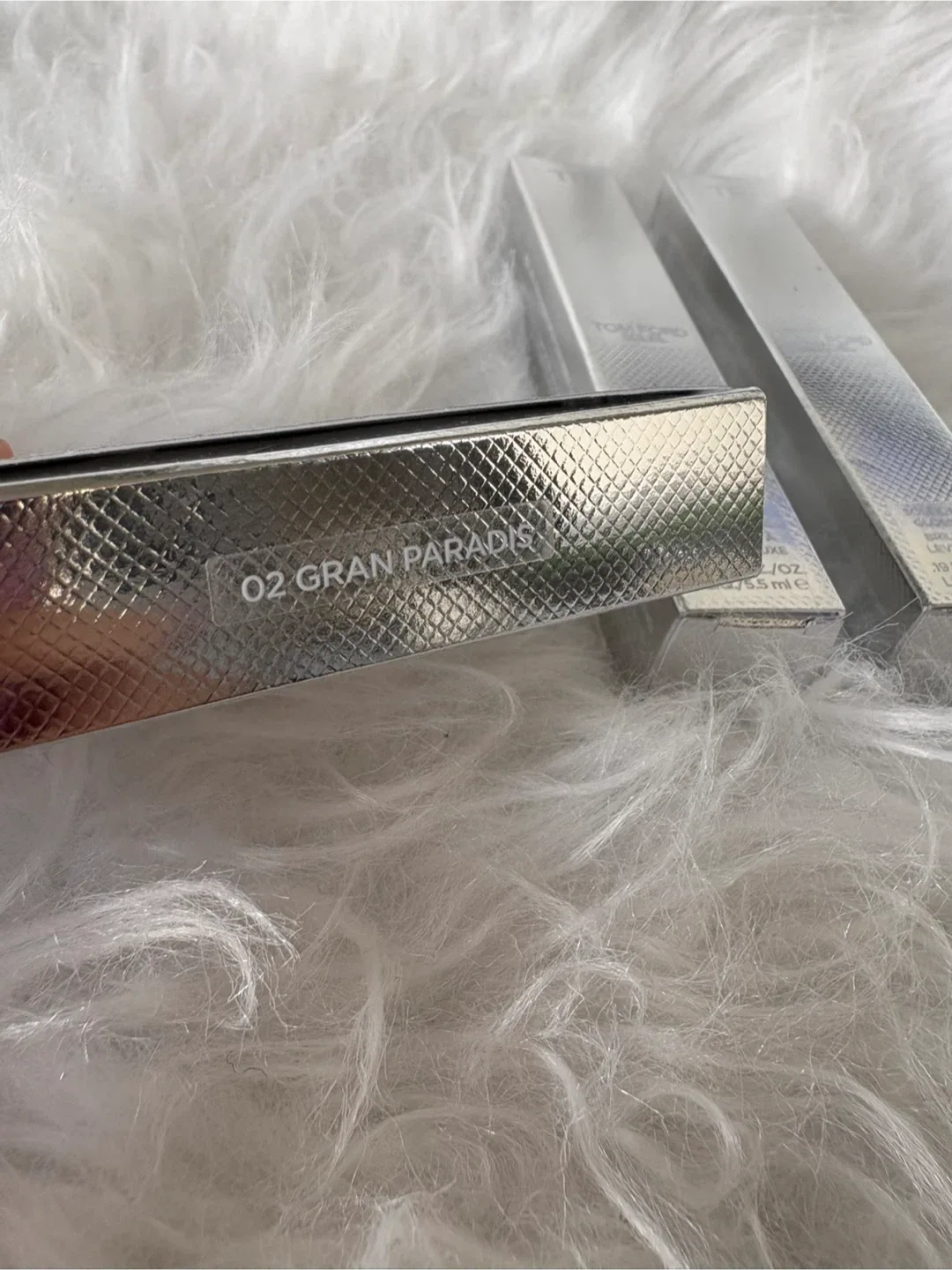 Ton Ford makeup bundle image indicator(2)