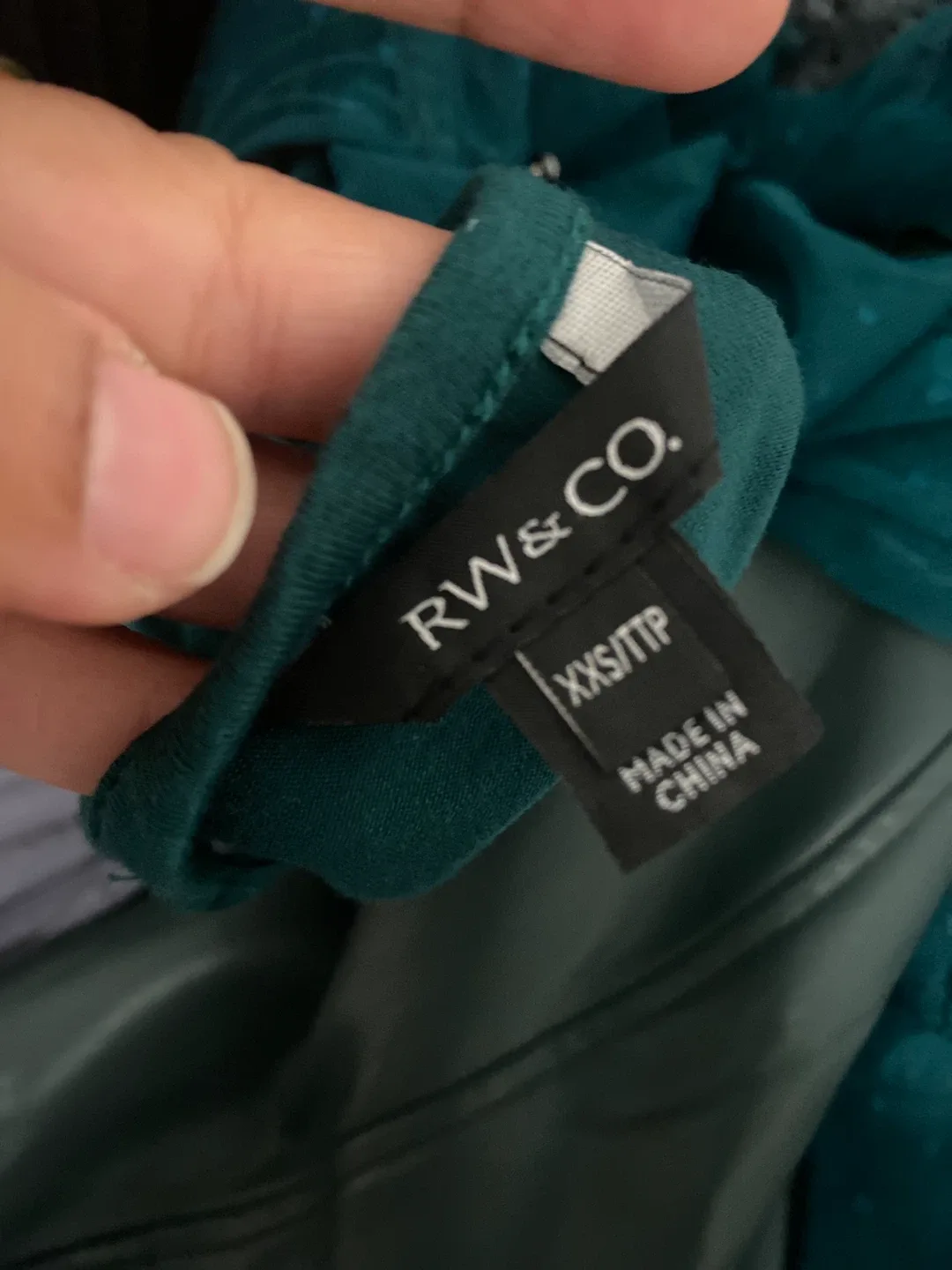 RW&Co Green Blouse - Size XXS image indicator(4)