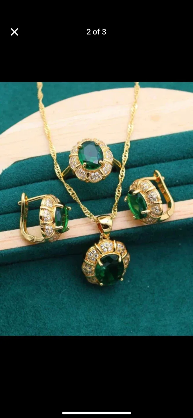 Emerald Green & Gold Jewelry Set
