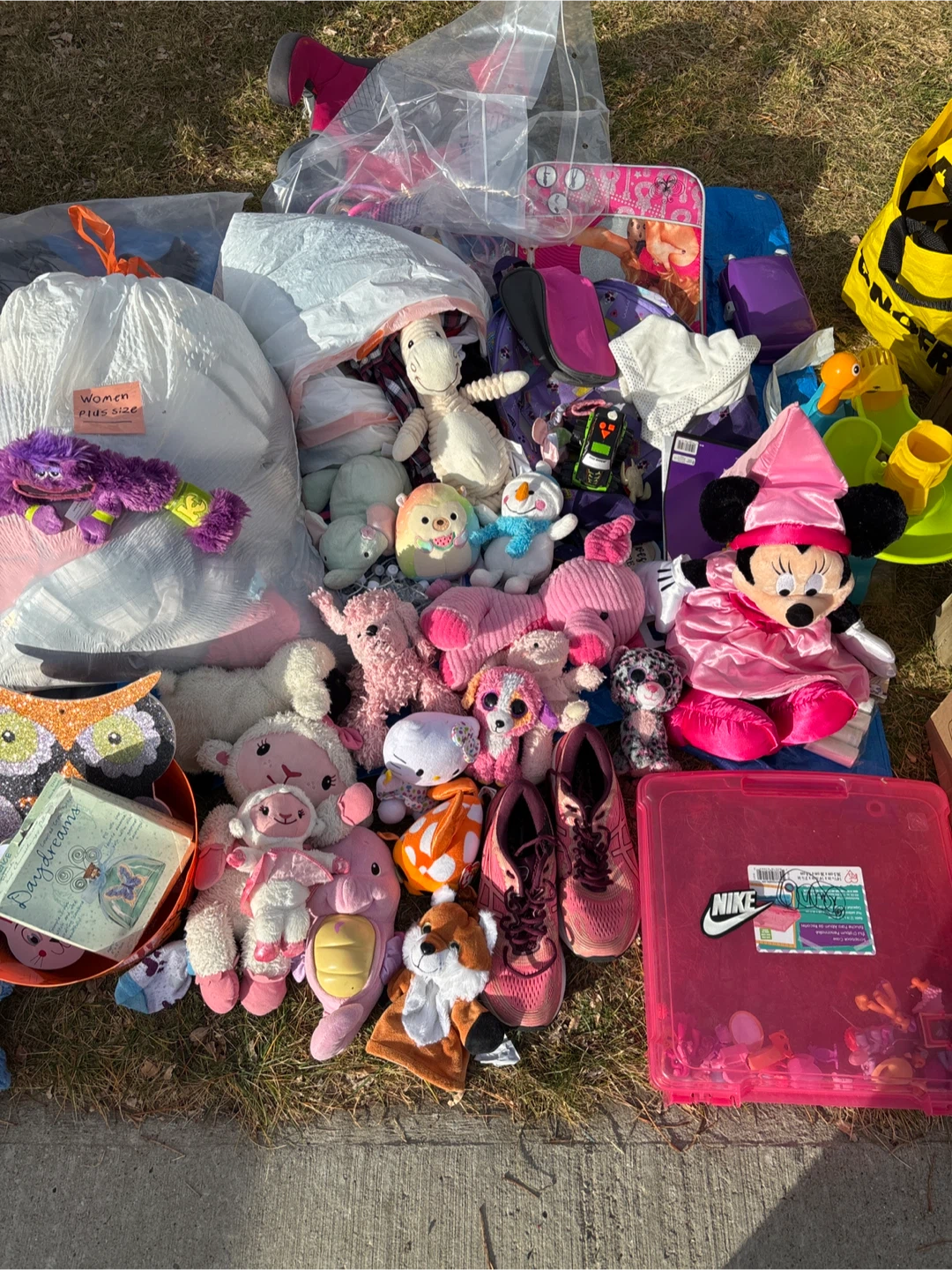 Free For All - photo 3