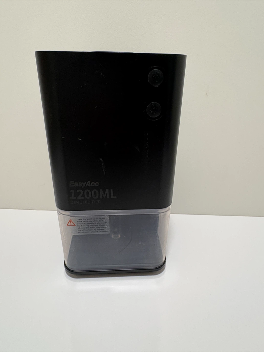 EasyAcc 1200ML Dehumidifier - Great Condition! - photo 3