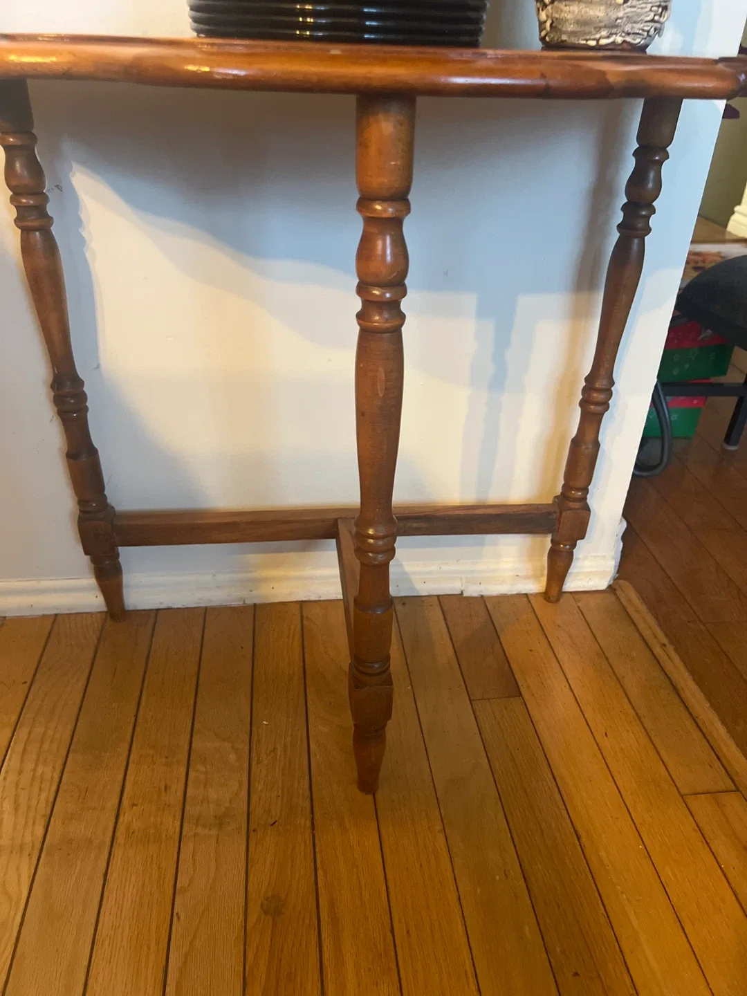 Wooden Console Table image indicator(2)