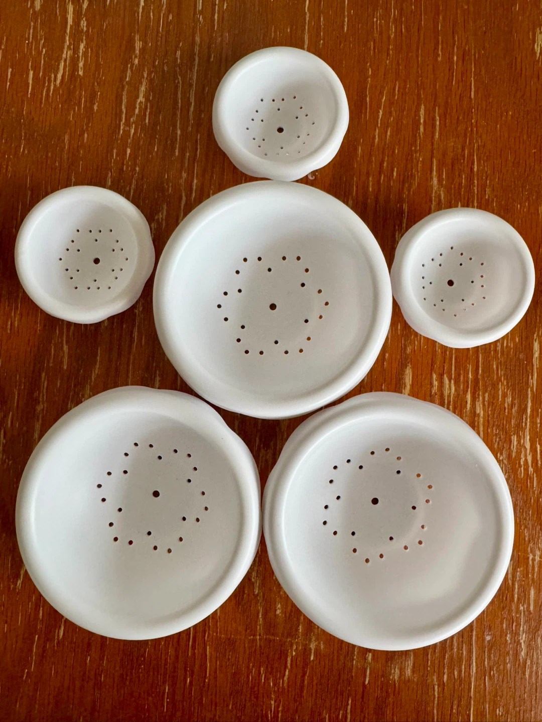 White plastic Flower molder set