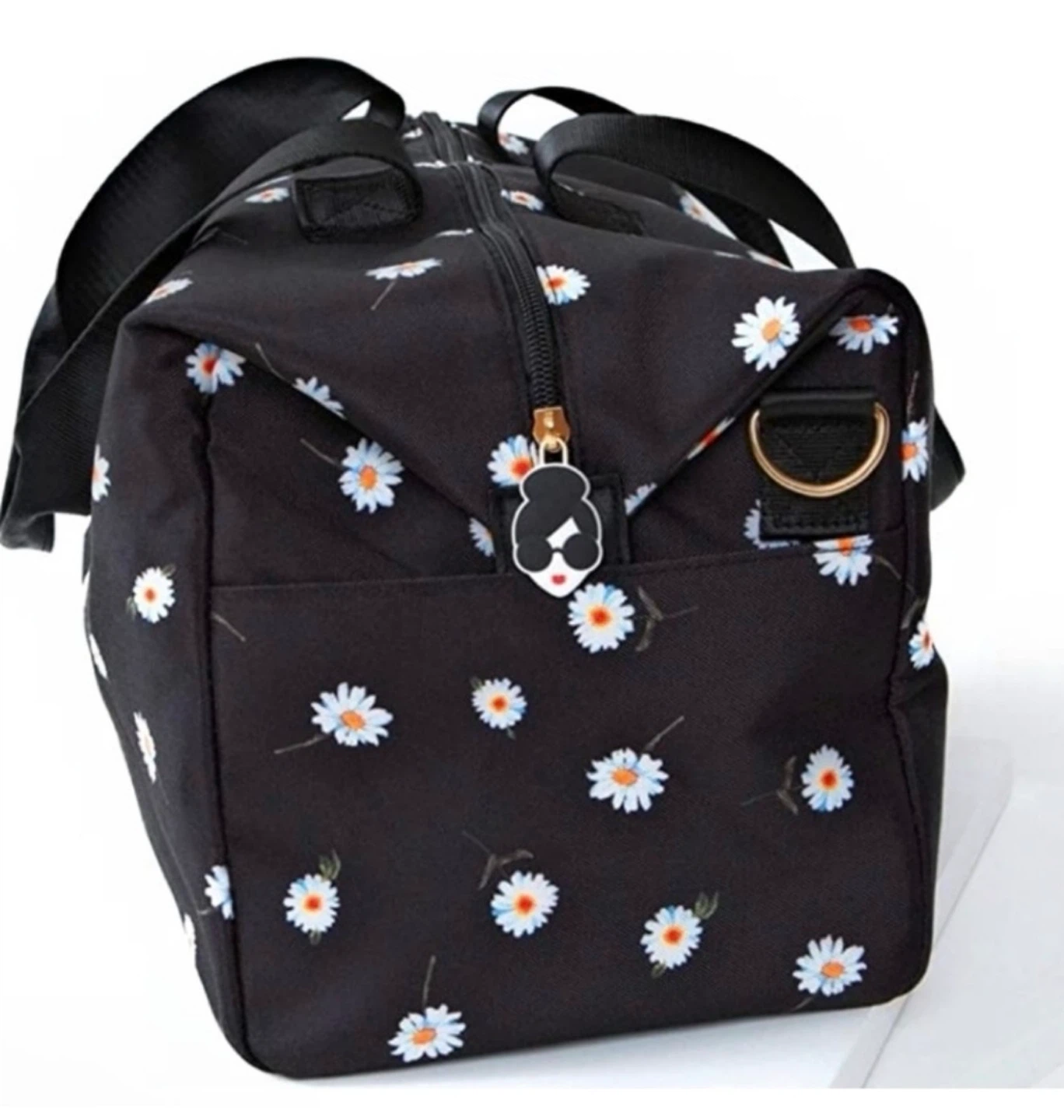 NWOT Alice + Olivia Floral Daisy Weekender Duffle Bag - photo 2