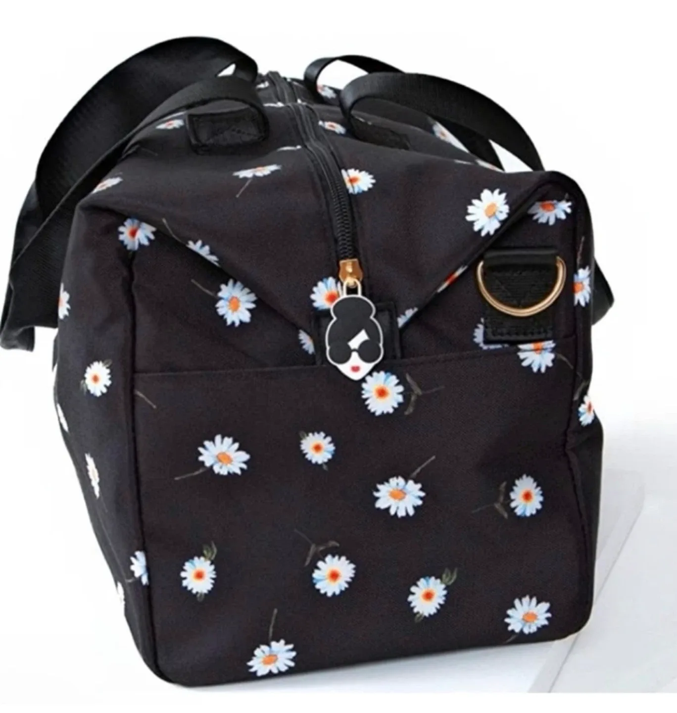 NWOT Alice + Olivia Floral Daisy Weekender Duffle Bag image indicator(2)