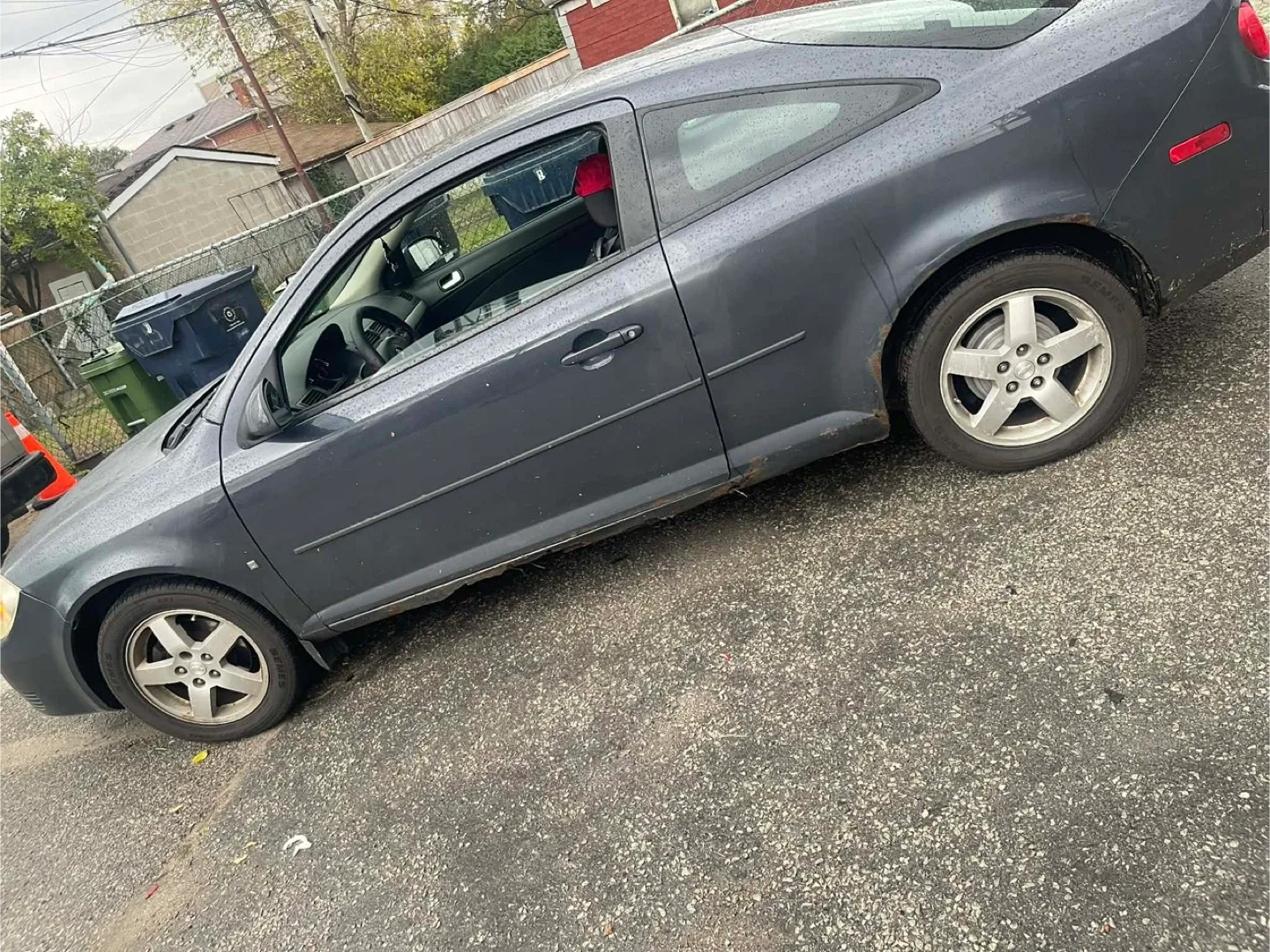 Chevrolet Cobalt - 2 Door Coupe image indicator(4)