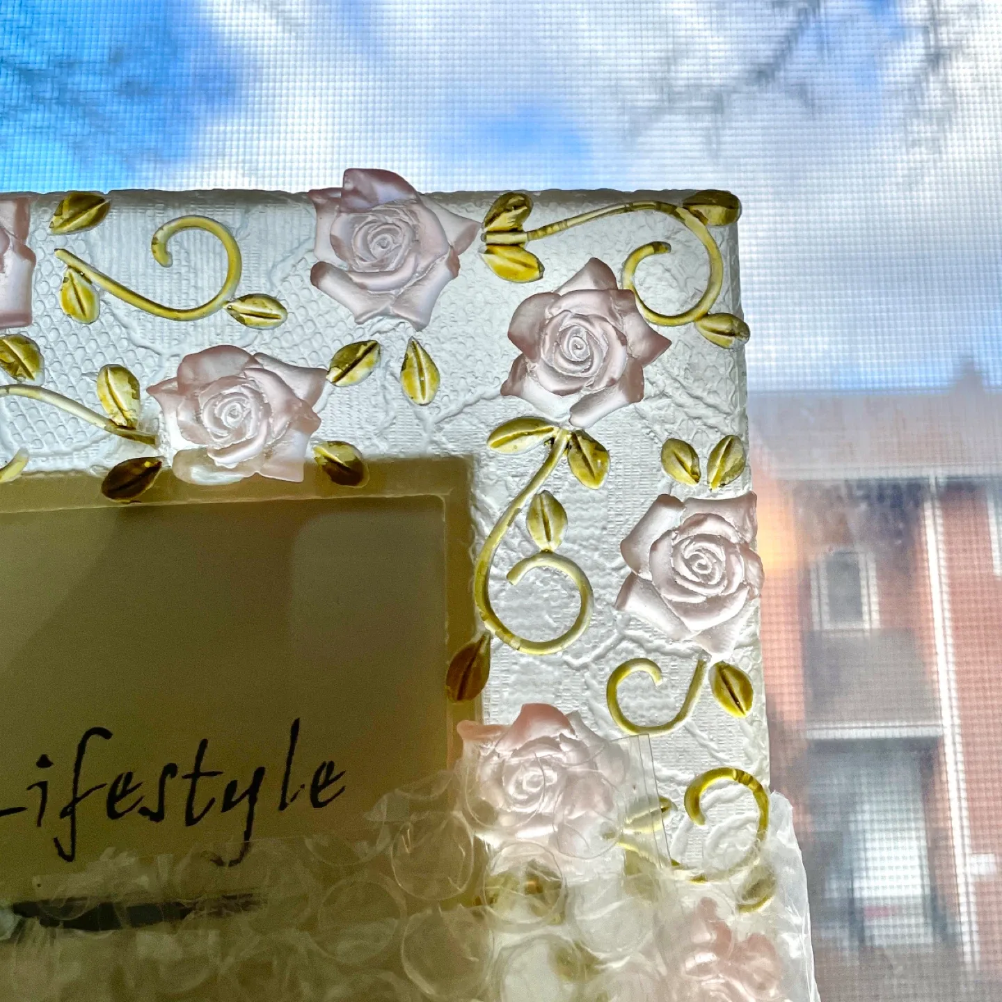 Vintage✨3.5”x5” Pink Rose Photo Frame image indicator(9)