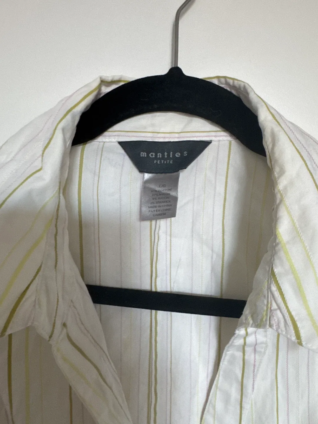 Mantes Petite Striped Blouse - Size L image indicator(3)