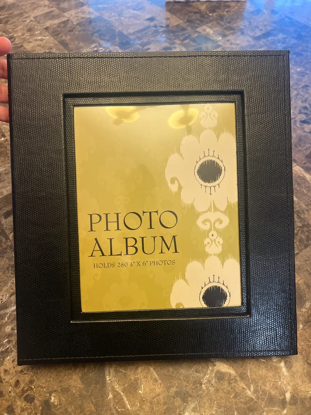 Waverly Photo Album Holds 280 4"x6" Photos