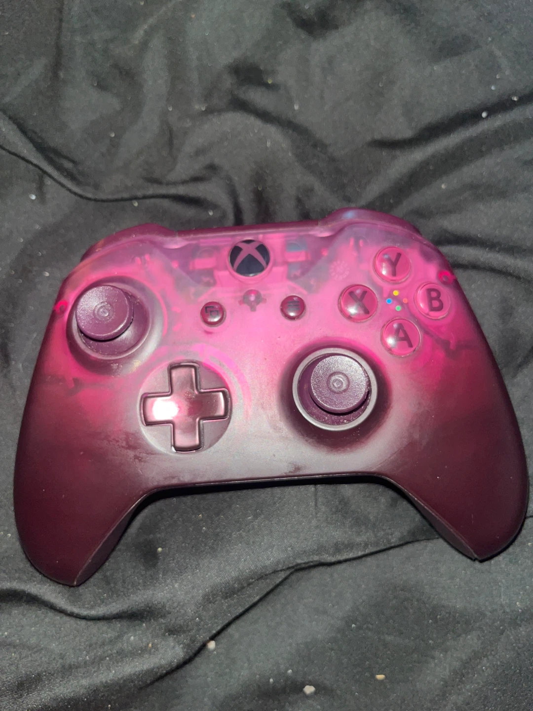 Xbox One Wireless Phantom Magenta Special Edition Controller