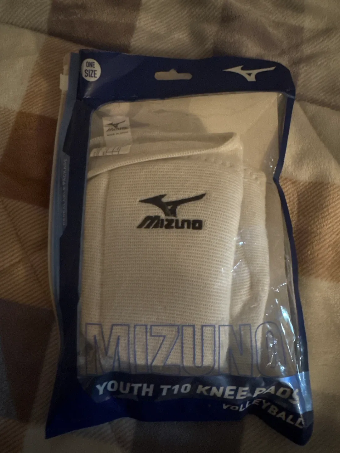 Mizuno Youth T10 White Knee Pads - Like new in Package!